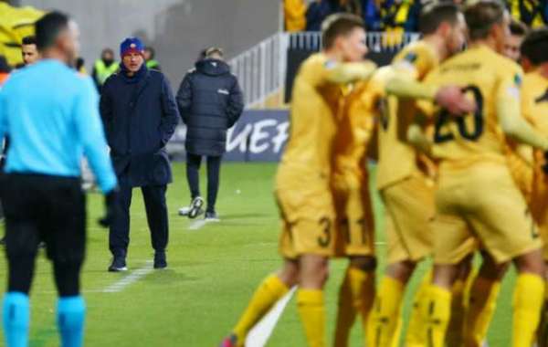 UEFA Cup-Roma taper norgesmesteren på 1-6, Mourinho taper på nesten 5 bortekamper