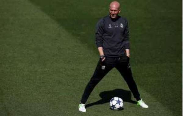Paris måste fortfarande arbeta hårdare för att imponera på Zidane